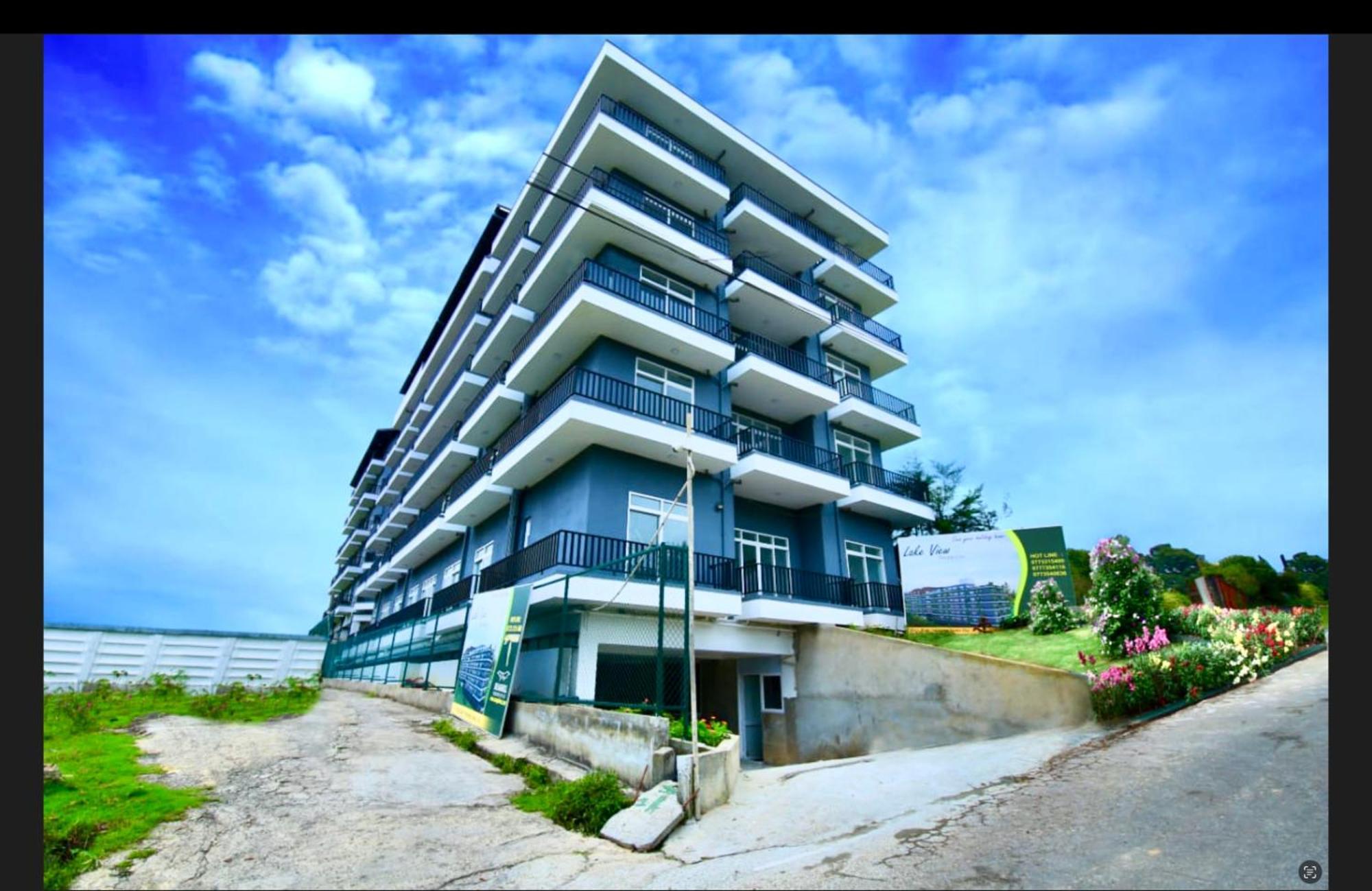 Lake View Residencies نوفارا إيلِيا المظهر الخارجي الصورة