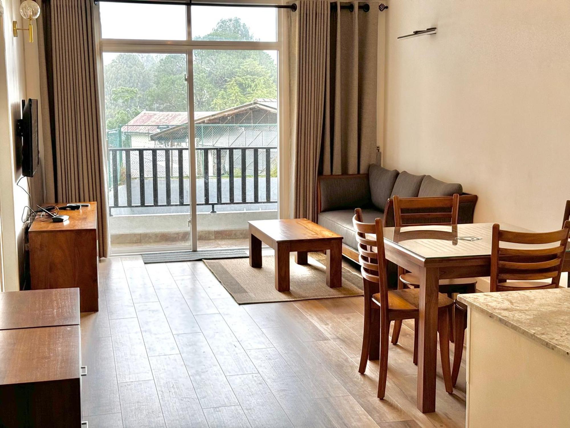 Lake View Residencies نوفارا إيلِيا المظهر الخارجي الصورة
