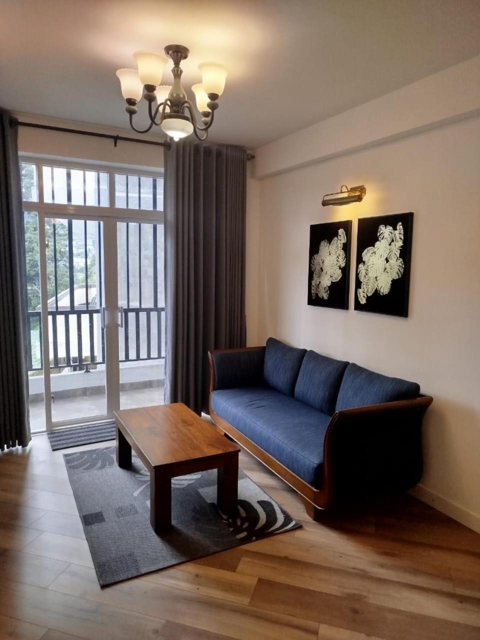 Lake View Residencies نوفارا إيلِيا المظهر الخارجي الصورة
